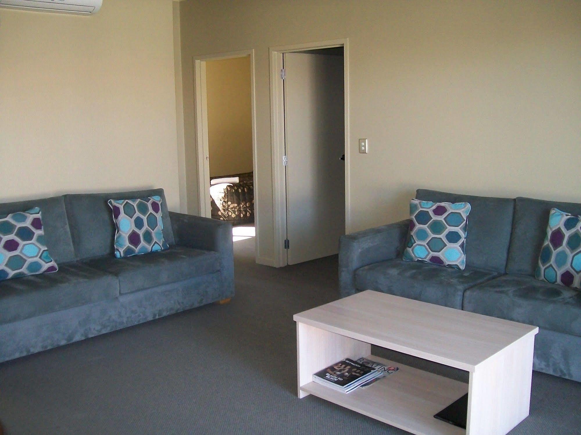 Sierra Motel And Apartments Omarama Zewnętrze zdjęcie